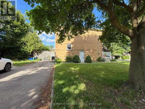 LOWER - 229 ZELDA CRESCENT , Richmond Hill, Ontario L4C 2Y7 2