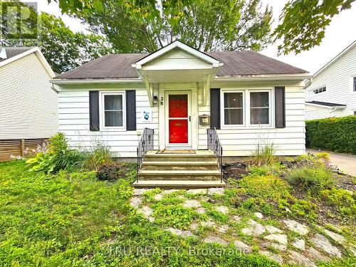 28 Arundel Avenue, Ottawa, ON 