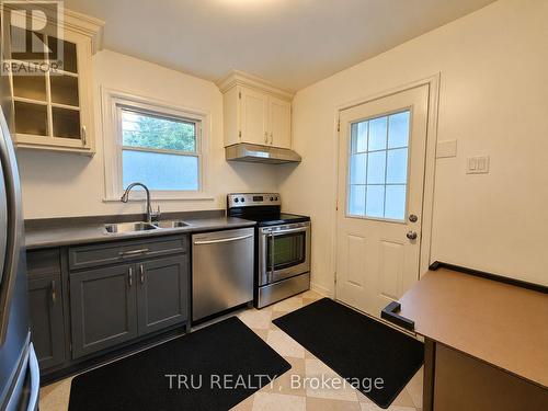 28 Arundel Avenue, Ottawa, ON 