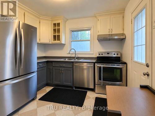 28 Arundel Avenue, Ottawa, ON 