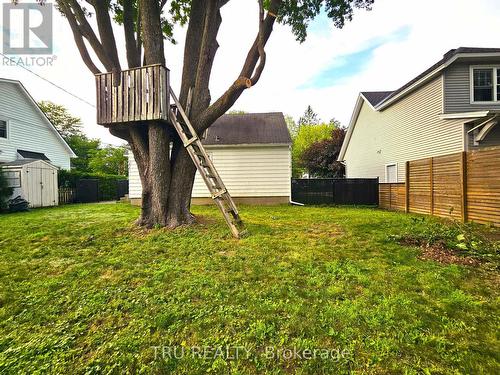 28 Arundel Avenue, Ottawa, ON 
