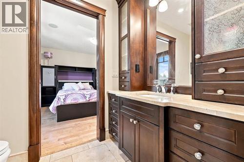 803 25 Avenue Nw, Calgary, AB 