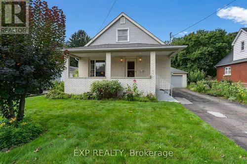 3945 ST PETER AVENUE  Niagara Falls (Stamford), ON L2J 2N9