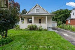 3945 ST PETER AVENUE  Niagara Falls (Stamford), ON L2J 2N9