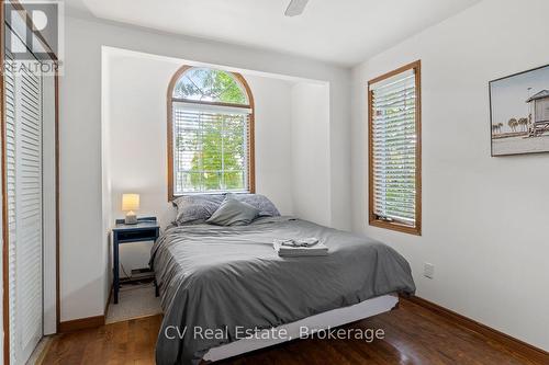 1356 & 1357 Peninsula Road, Muskoka Lakes (Medora), ON 
