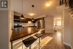 21 - 30 IMPERIAL ROAD S  Guelph (Willow West/Sugarbush/West Acres), ON N1K 1Y1