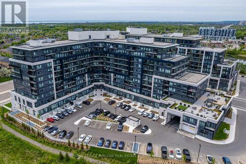 437 - 395 DUNDAS STREET , Oakville, Ontario L6M 5R8 2