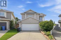 135 Millview Gardens SW  Calgary, AB T2Y 3Y3