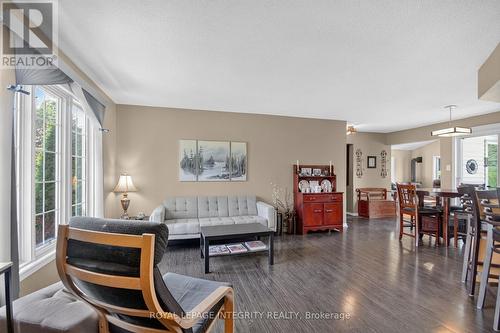 2913 Danbury Way, Ottawa, ON 