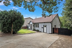 813 Portage Rd Saanich, BC V8Z 1L7