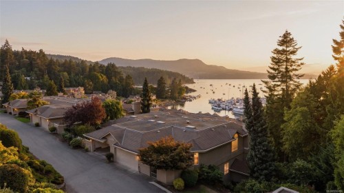 #736-6880 Wallace Dr, Central Saanich, BC 