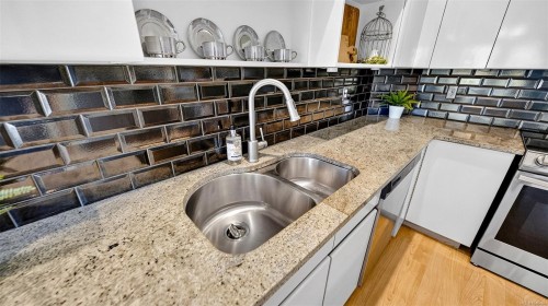 #736-6880 Wallace Dr, Central Saanich, BC 