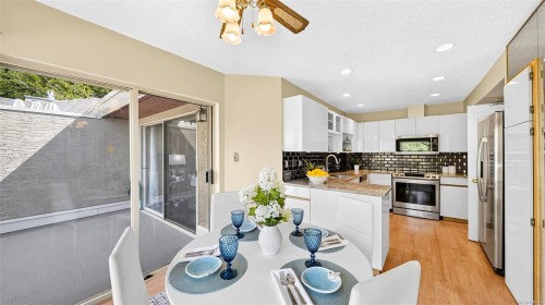 #736-6880 Wallace Dr, Central Saanich, BC 