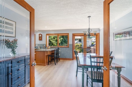 526 Douglas Pl, Ladysmith, BC 