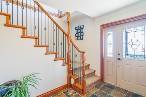 526 Douglas Pl, Ladysmith, BC 