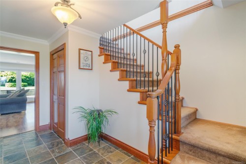 526 Douglas Pl, Ladysmith, BC 