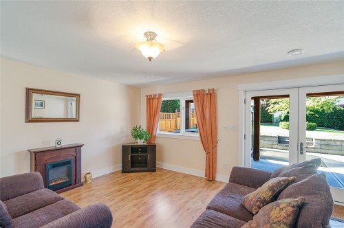 526 Douglas Pl, Ladysmith, BC 