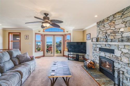 526 Douglas Pl, Ladysmith, BC 