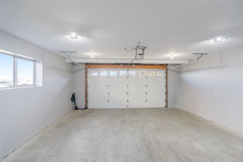 526 Douglas Pl, Ladysmith, BC 