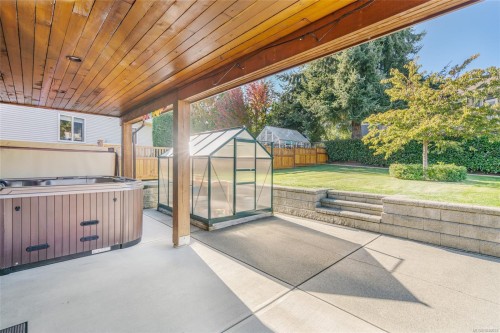 526 Douglas Pl, Ladysmith, BC 