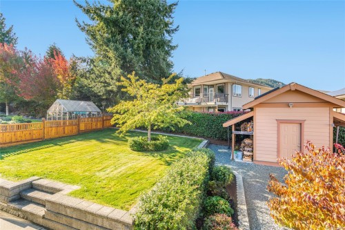 526 Douglas Pl, Ladysmith, BC 