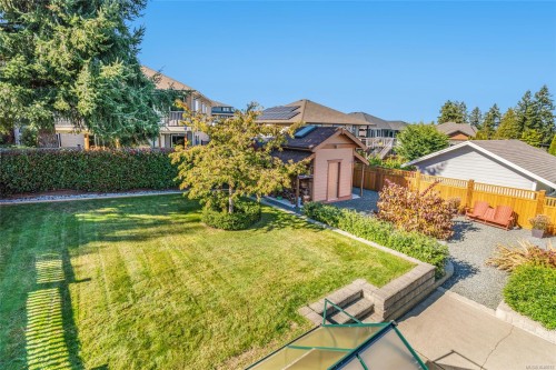 526 Douglas Pl, Ladysmith, BC 