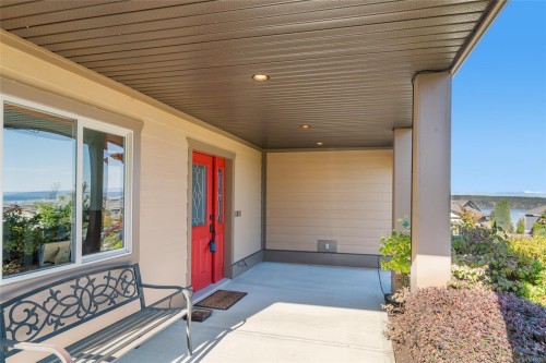526 Douglas Pl, Ladysmith, BC 