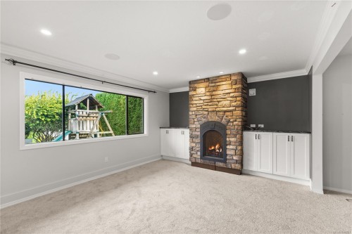 724 Galerno Rd, Campbell River, BC 