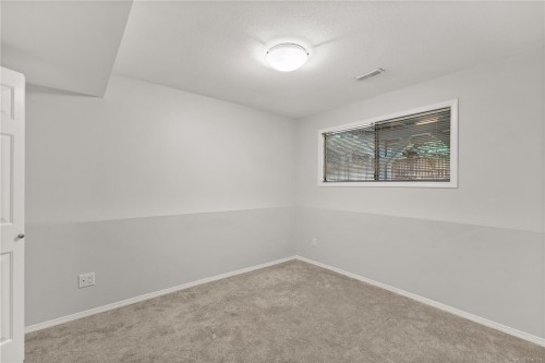 724 Galerno Rd, Campbell River, BC 