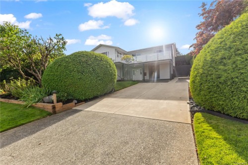724 Galerno Rd, Campbell River, BC 