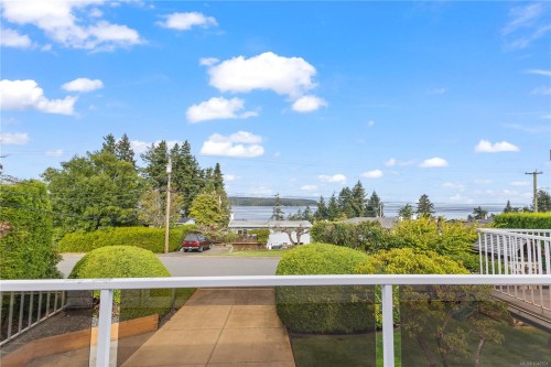 724 Galerno Rd, Campbell River, BC 
