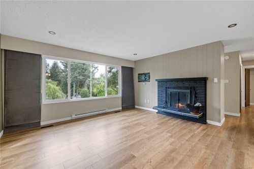 3211 Uplands Dr, Nanaimo, BC 