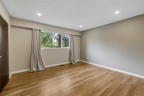 3211 Uplands Dr, Nanaimo, BC 