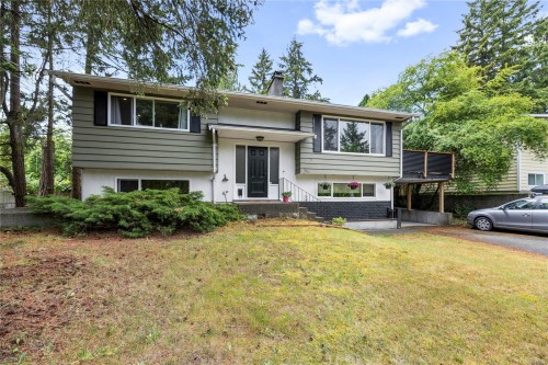 3211 Uplands Dr, Nanaimo, BC 