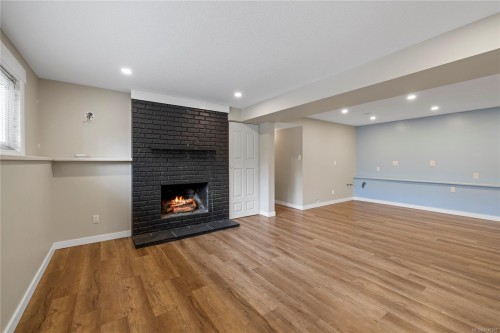 3211 Uplands Dr, Nanaimo, BC 