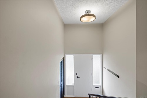3211 Uplands Dr, Nanaimo, BC 