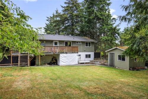 3211 Uplands Dr, Nanaimo, BC 