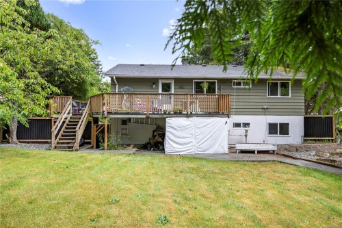 3211 Uplands Dr, Nanaimo, BC 