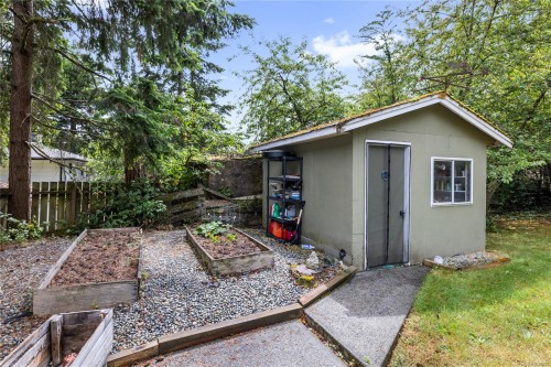 3211 Uplands Dr, Nanaimo, BC 