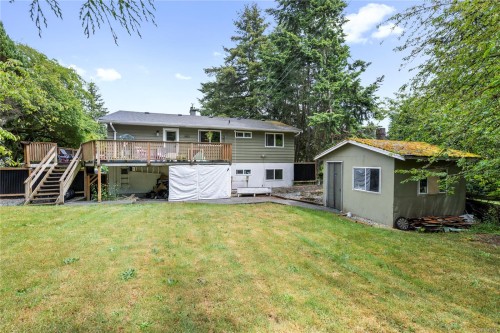 3211 Uplands Dr, Nanaimo, BC 