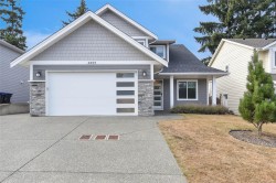 2559 Brookfield Dr  Courtenay, BC V9N 0E6