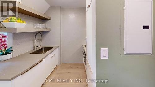 PH17 - 550 FRONT STREET W , Toronto, Ontario M5V 3N5 5