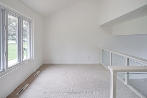 16 Burdock Lane, Toronto, ON 