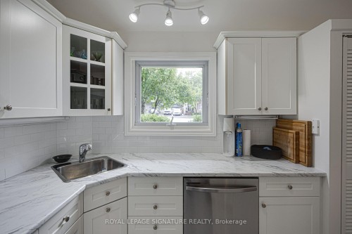 16 Burdock Lane, Toronto, ON 