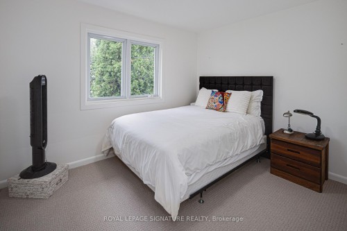 16 Burdock Lane, Toronto, ON 