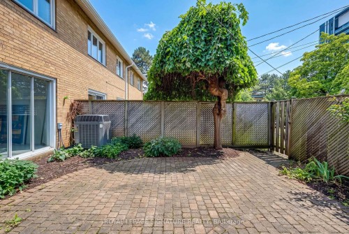 16 Burdock Lane, Toronto, ON 