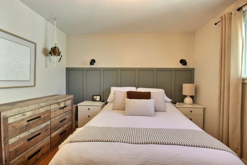 Master Bedroom - 33 Av. Richelieu, Rouyn-Noranda, QC 