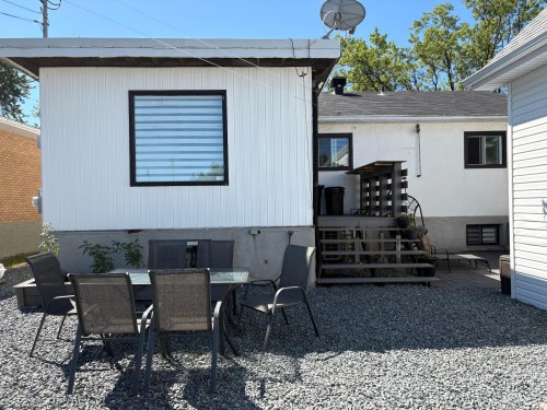 Back of Structure - 33 Av. Richelieu, Rouyn-Noranda, QC 