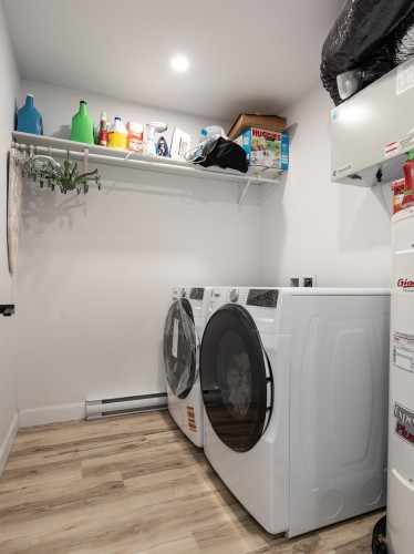 Laundry - 4-2446 Ch. Du 5E-Rang S., Mont-Laurier, QC 