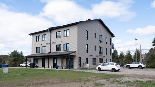 Back of Structure - 4-2446 Ch. Du 5E-Rang S., Mont-Laurier, QC 